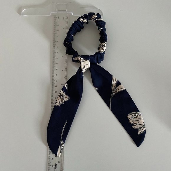 Homemade Cotton Face Mask & Matching Scrunchie - Picture 3 of 3